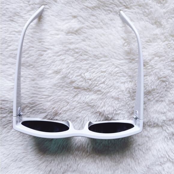 Faye Mirrored Orange with White Rim Sunglasses - Picture 6 of 15